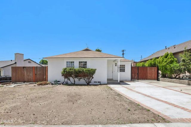 2711 N Lincoln Street, Burbank, CA 91504
