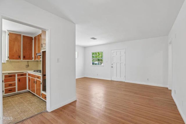 2711 N Lincoln Street, Burbank, CA 91504
