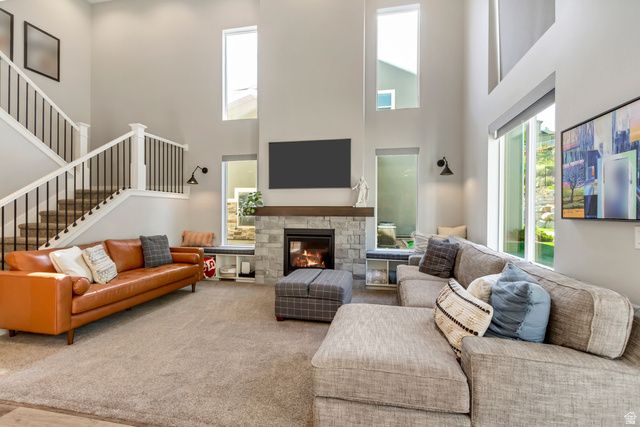 230 E VISTA WAY, North Salt Lake, UT 84054