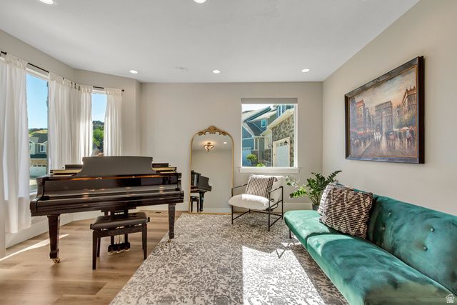 230 E VISTA WAY, North Salt Lake, UT 84054
