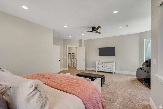 230 E VISTA WAY, North Salt Lake, UT 84054
