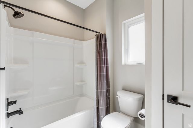 230 E VISTA WAY, North Salt Lake, UT 84054