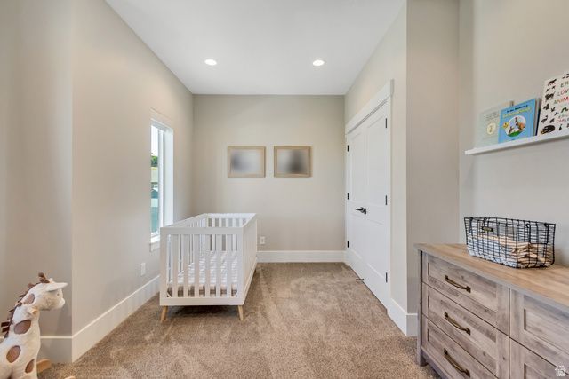 230 E VISTA WAY, North Salt Lake, UT 84054