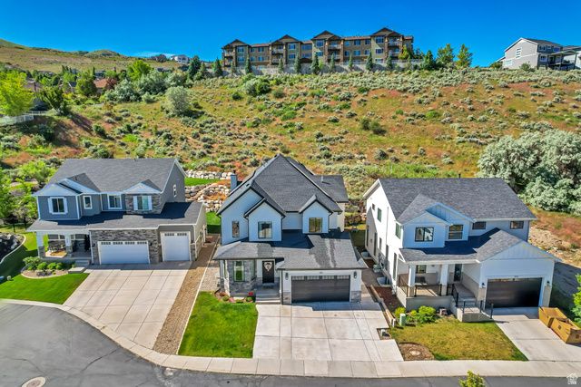 230 E VISTA WAY, North Salt Lake, UT 84054