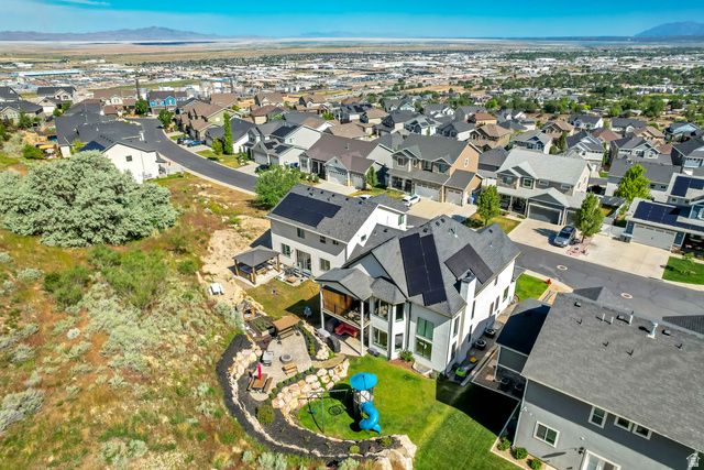 230 E VISTA WAY, North Salt Lake, UT 84054