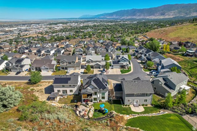 230 E VISTA WAY, North Salt Lake, UT 84054