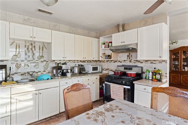 7827 Golondrina, San Bernardino, CA 92410