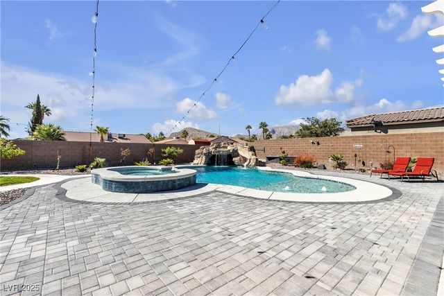 9511 Star Vista Court, Las Vegas, NV 89149