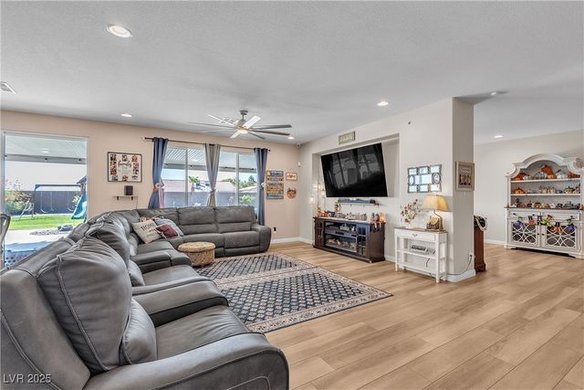 9511 Star Vista Court, Las Vegas, NV 89149