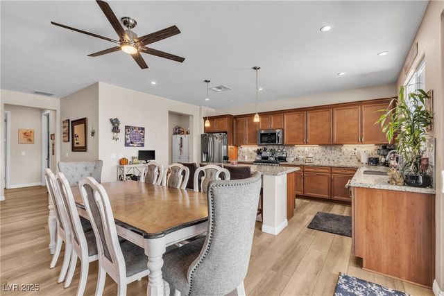 9511 Star Vista Court, Las Vegas, NV 89149