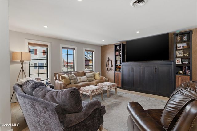 278 Nelson Avenue, Saratoga Springs, NY 12866