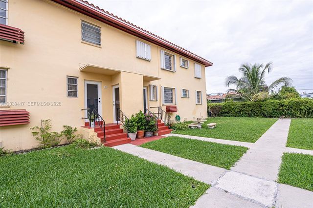 637 SW 11th St 6W, Miami, FL 33129