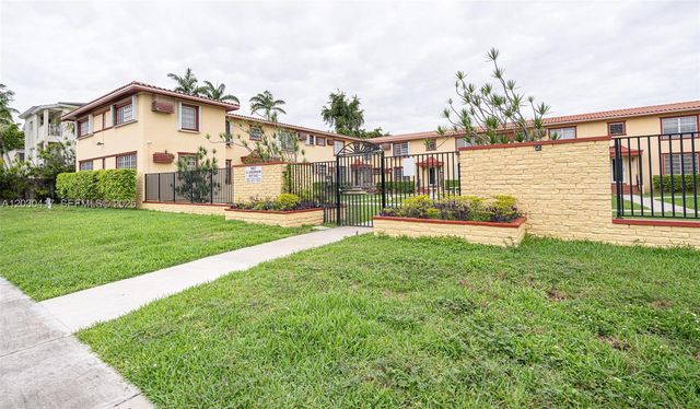 637 SW 11th St 6W, Miami, FL 33129