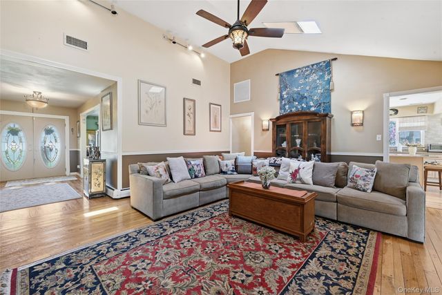 8 Penn Drive, Dix Hills, NY 11746