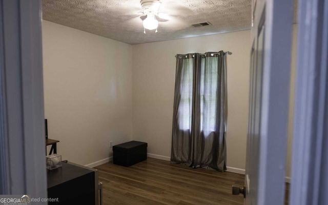 4311 SE Derbyshire Trace SE, Conyers, GA 30094