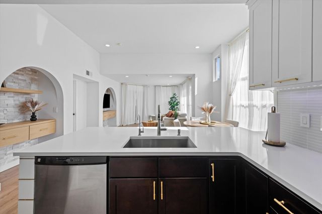 4879 Via Palm Lakes 622, West Palm Beach, FL 33417