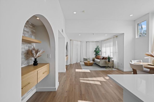 4879 Via Palm Lakes 622, West Palm Beach, FL 33417