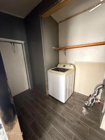 924 Sheryl Circle, Socorro, TX 79927