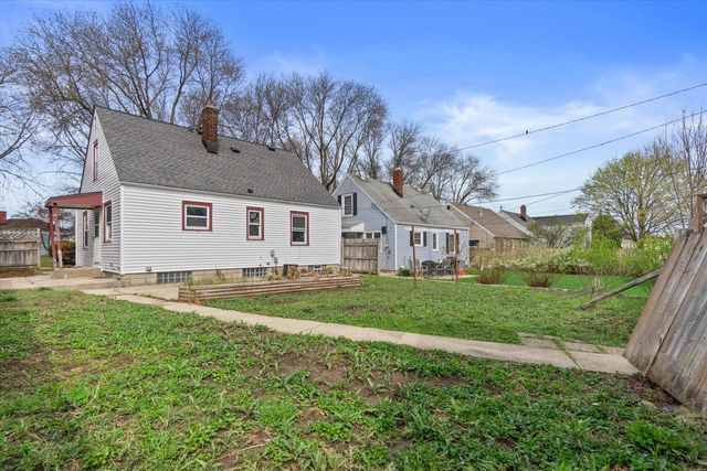 2342 73rd STREET, West Allis, WI 53219