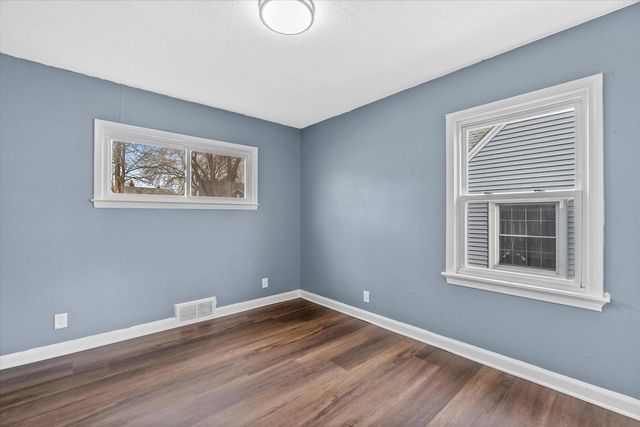 2342 73rd STREET, West Allis, WI 53219