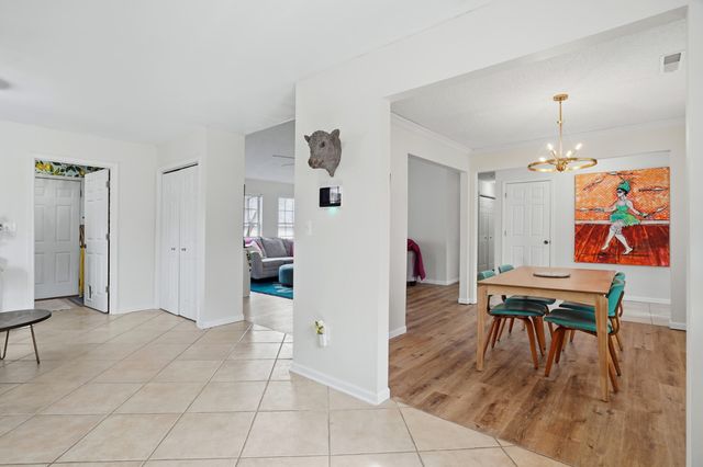 2805 SHINGO CT, Columbia, MO 65202