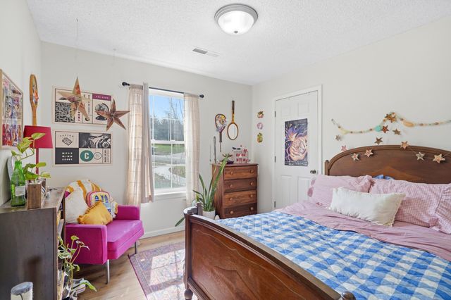 2805 SHINGO CT, Columbia, MO 65202