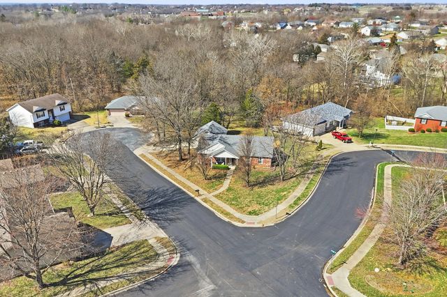 2805 SHINGO CT, Columbia, MO 65202