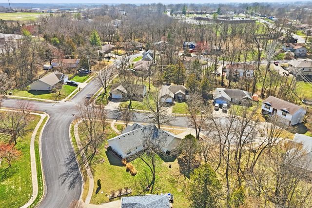 2805 SHINGO CT, Columbia, MO 65202