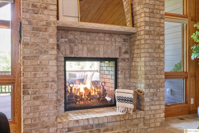 323 N 200 Street, Omaha, NE 68022