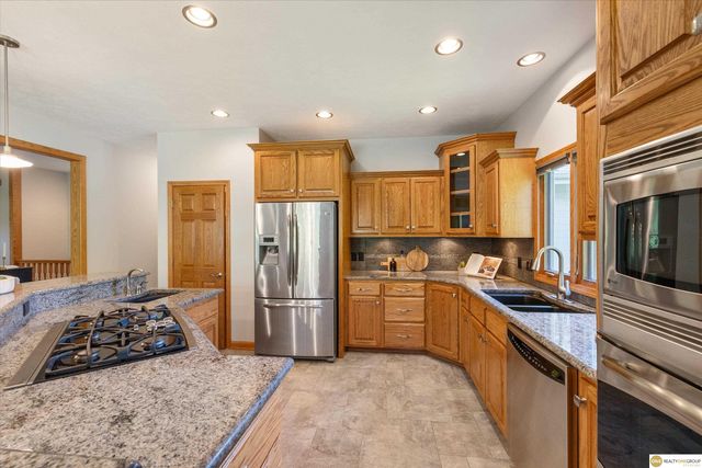323 N 200 Street, Omaha, NE 68022