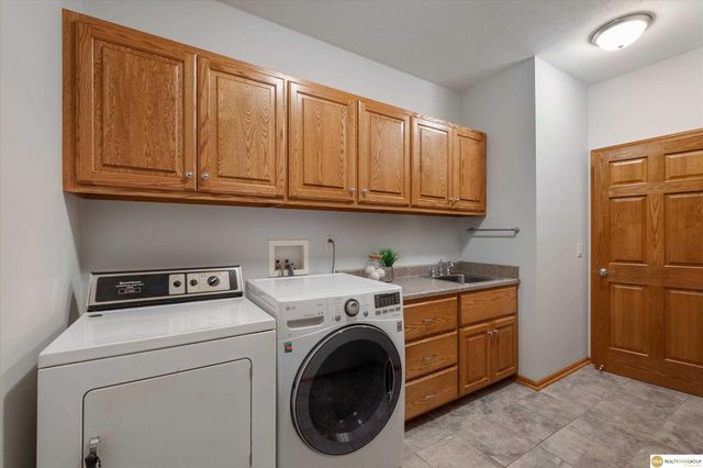 323 N 200 Street, Omaha, NE 68022