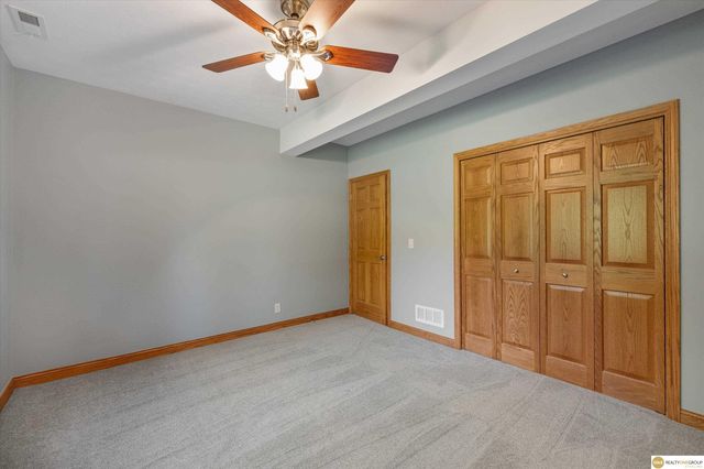 323 N 200 Street, Omaha, NE 68022