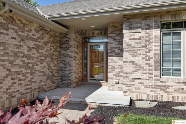 323 N 200 Street, Omaha, NE 68022