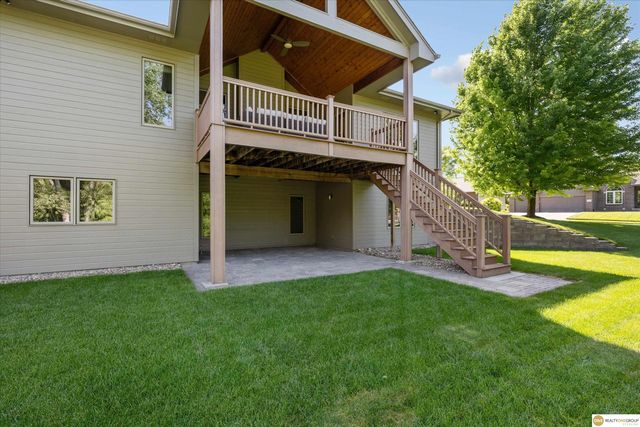 323 N 200 Street, Omaha, NE 68022