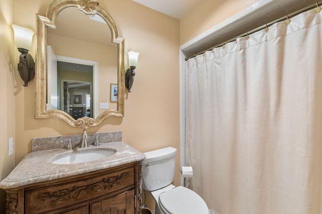 7118 Winedale Drive, Dallas, TX 75231
