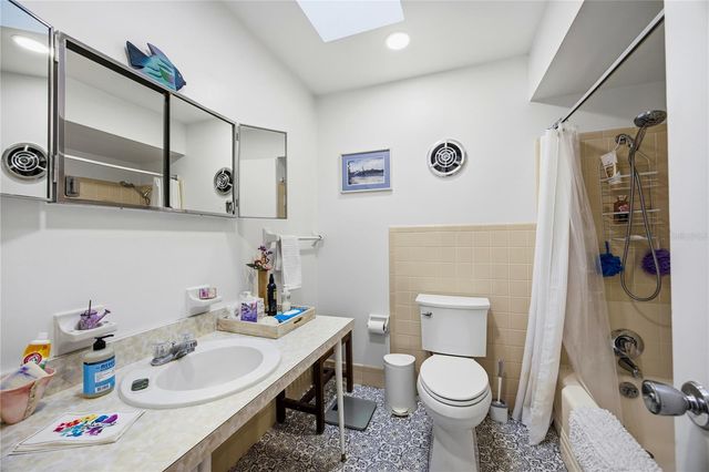 4123 NW 18TH PLACE, Gainesville, FL 32605
