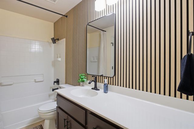 2801 Stirrup CV, Leander, TX 78641