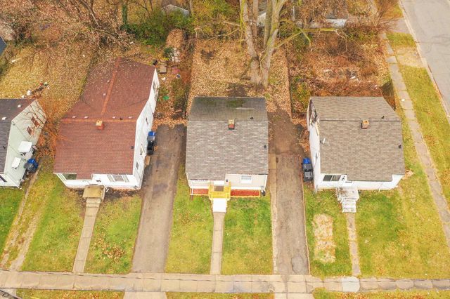 991 S Ballenger Highway, Flint, MI 48532