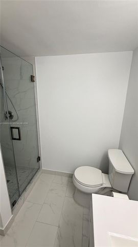 2750 W 63rd Place 12-24, Hialeah, FL 33016