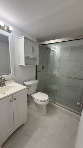 2750 W 63rd Place 12-24, Hialeah, FL 33016