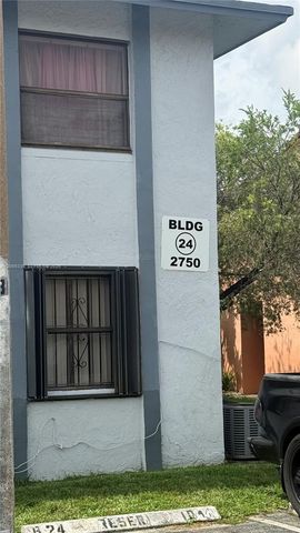 2750 W 63rd Place 12-24, Hialeah, FL 33016