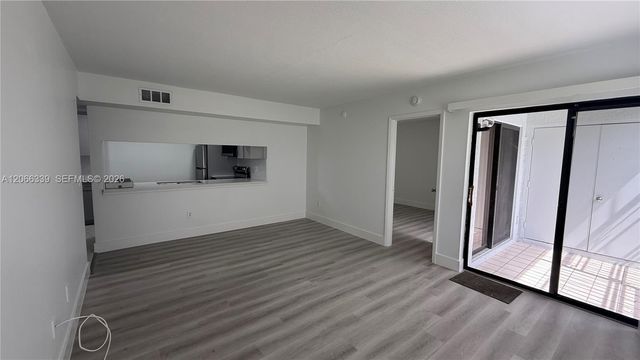 2750 W 63rd Place 12-24, Hialeah, FL 33016