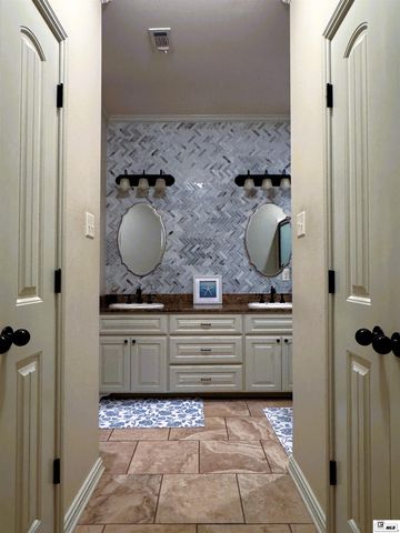 206 LOST RIVER LANDING, West Monroe, LA 71291