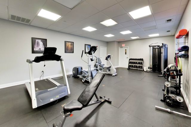 77 N Quentin Road 311, Palatine, IL 60067