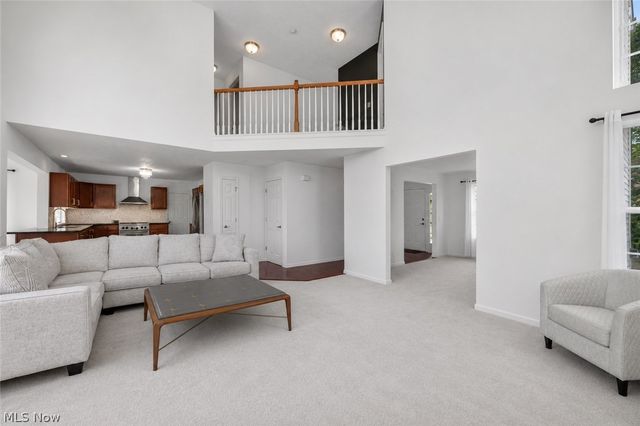 33275 Ambleside Drive, Avon Lake, OH 44012