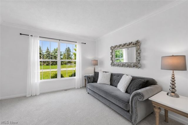 33275 Ambleside Drive, Avon Lake, OH 44012