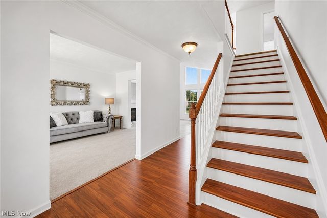 33275 Ambleside Drive, Avon Lake, OH 44012