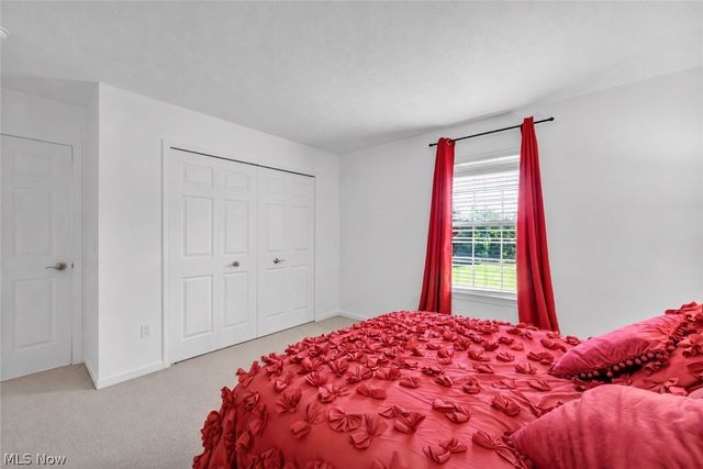33275 Ambleside Drive, Avon Lake, OH 44012