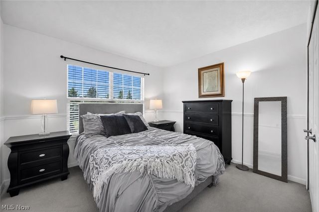 33275 Ambleside Drive, Avon Lake, OH 44012