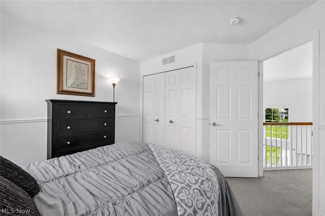 33275 Ambleside Drive, Avon Lake, OH 44012